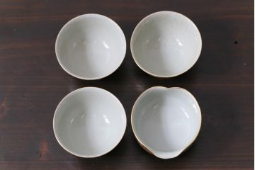 和製アンティーク　九谷焼　九谷庄三　色絵　牡丹と僧侶　茶器セット(急須、湯冷まし、湯呑み)