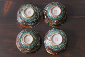 和製アンティーク　九谷焼　九谷庄三　色絵　牡丹と僧侶　茶器セット(急須、湯冷まし、湯呑み)