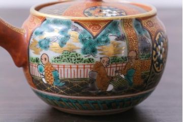 和製アンティーク　九谷焼　九谷庄三　色絵　牡丹と僧侶　茶器セット(急須、湯冷まし、湯呑み)