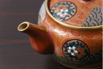 和製アンティーク　九谷焼　九谷庄三　色絵　牡丹と僧侶　茶器セット(急須、湯冷まし、湯呑み)