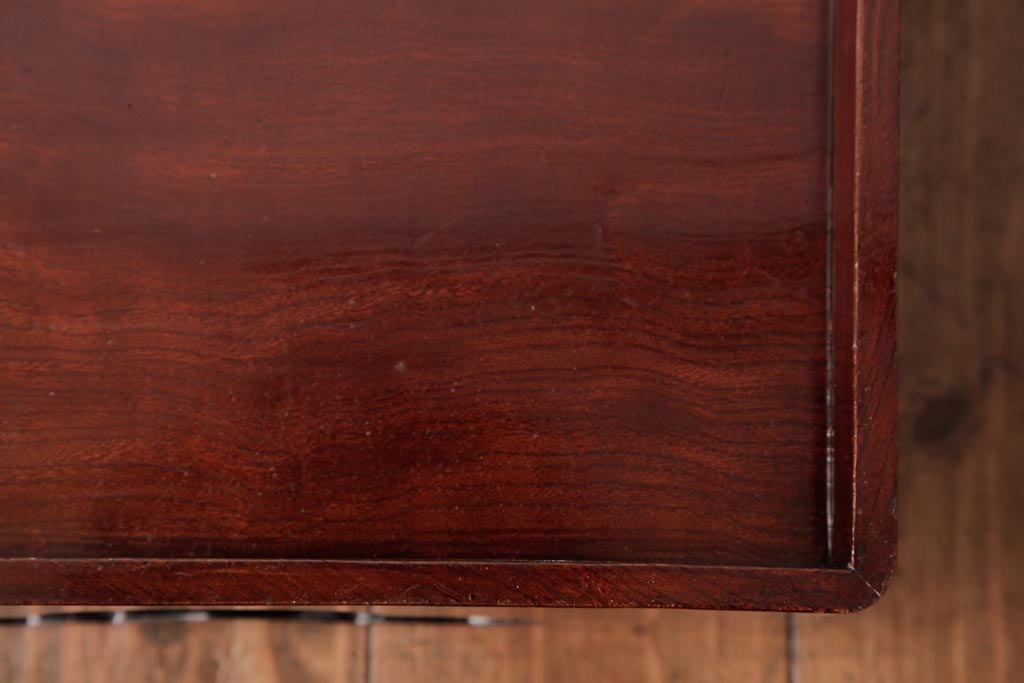 和製アンティーク　総ケヤキ材　艶やかな漆塗りが目を引くお膳