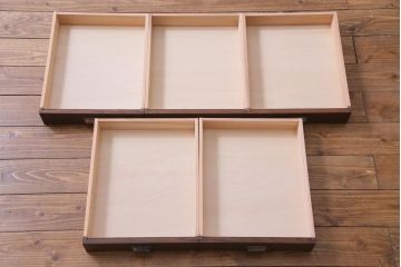 ラフジュ工房オリジナル　引き出し付きのデザインが素敵な古建具リメイクのテレビボード(ローボード)