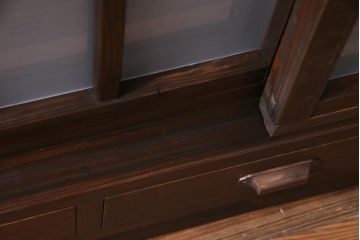 ラフジュ工房オリジナル　引き出し付きのデザインが素敵な古建具リメイクのテレビボード(ローボード)