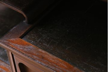 アンティーク家具　和製アンティーク　縞黒檀・ケヤキ材　細部までこだわったつくりの茶棚(飾り棚)