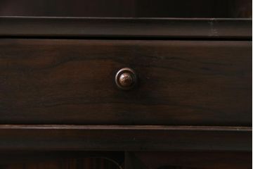 アンティーク家具　和製アンティーク　縞黒檀・ケヤキ材　細部までこだわったつくりの茶棚(飾り棚)