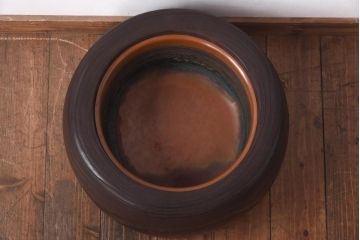 アンティーク雑貨　和製アンティーク　味のある木目を楽しめる刳り貫き火鉢(木製火鉢)(1)