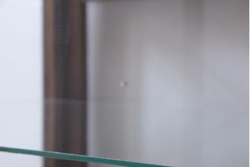 レトロ家具　昭和レトロ　ナラ材　どっしりとした佇まいの大型ガラスケース(ショーケース、陳列棚、飾り棚)