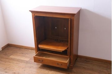 中古　ETHAN ALLEN(イーセンアーレン)　Contry Crossings　テレビキャビネット(AVボード、収納棚)