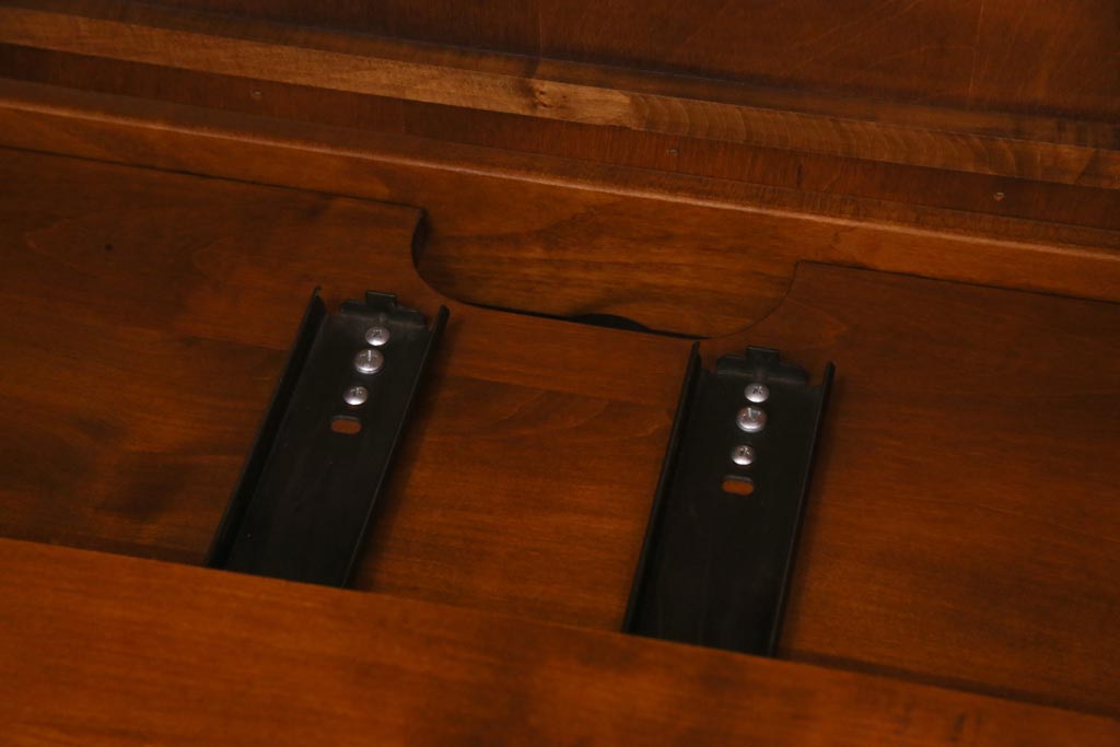 中古　ETHAN ALLEN(イーセンアーレン)　Contry Crossings　テレビキャビネット(AVボード、収納棚)