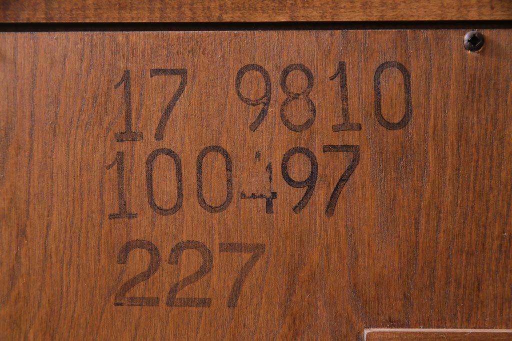 中古　ETHAN ALLEN(イーセンアーレン)　Contry Crossings　テレビキャビネット(AVボード、収納棚)