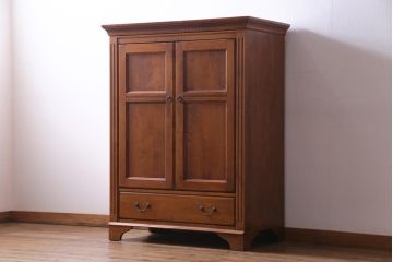 中古　ETHAN ALLEN(イーセンアーレン)　Contry Crossings　テレビキャビネット(AVボード、収納棚)