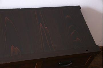 アンティーク家具　和製アンティーク　前面ケヤキ材　鮮明な杢目の引き出しが並んだ箪笥(サイドボード、チェスト)