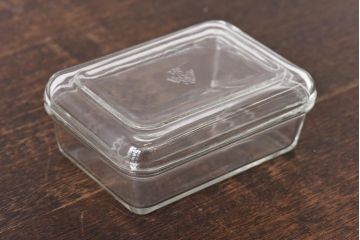 アンティーク雑貨　イギリスアンティーク　JAJ　パイレックス　ガラス製バターケース(小物入れ)