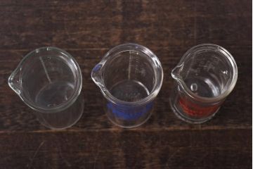 アンティーク雑貨 イギリスアンティーク Ovaltine(オバルチン) Horlicks(ホーリックス) レトロな雰囲気が可愛らしいミキサーボトル3個セット(ガラスボトル、瓶、一輪挿し)