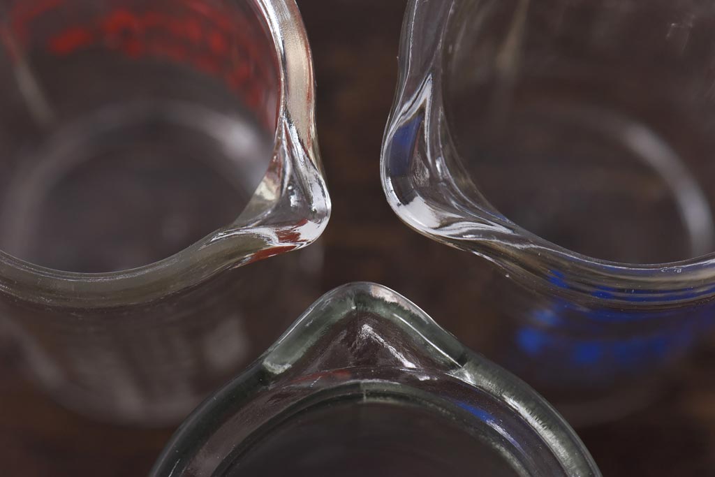 アンティーク雑貨 イギリスアンティーク Ovaltine(オバルチン) Horlicks(ホーリックス) レトロな雰囲気が可愛らしいミキサーボトル3個セット(ガラスボトル、瓶、一輪挿し)