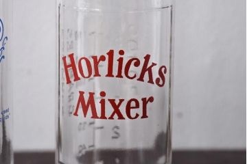 アンティーク雑貨 イギリスアンティーク Ovaltine(オバルチン) Horlicks(ホーリックス) レトロな雰囲気が可愛らしいミキサーボトル3個セット(ガラスボトル、瓶、一輪挿し)