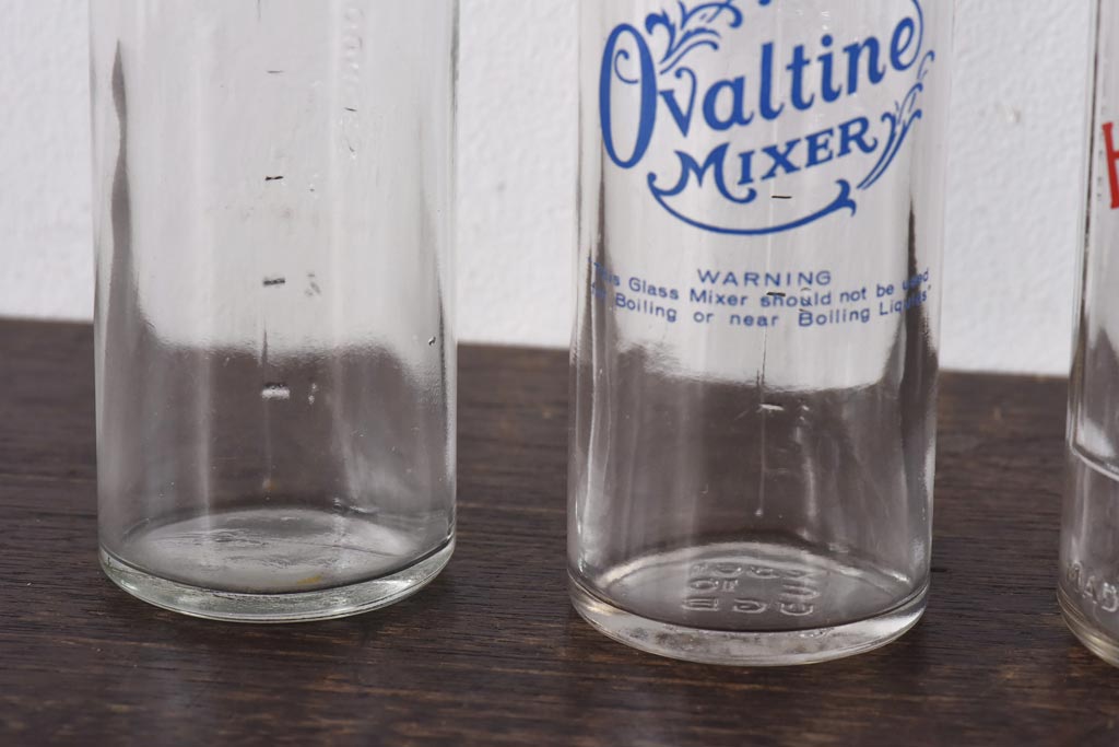 アンティーク雑貨 イギリスアンティーク Ovaltine(オバルチン) Horlicks(ホーリックス) レトロな雰囲気が可愛らしいミキサーボトル3個セット(ガラスボトル、瓶、一輪挿し)