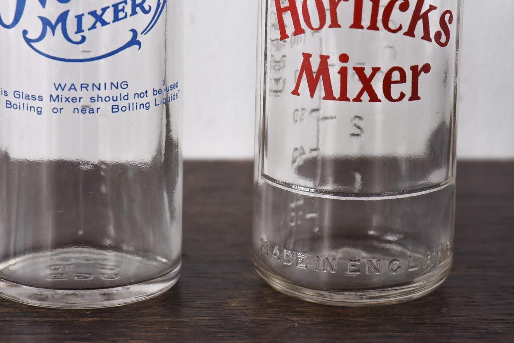 アンティーク雑貨 イギリスアンティーク Ovaltine(オバルチン) Horlicks(ホーリックス) レトロな雰囲気が可愛らしいミキサーボトル3個セット(ガラスボトル、瓶、一輪挿し)