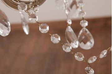 イタリア　高級品!　ベネチアンガラス　存在感抜群のガラスドロップシャンデリア(9灯、天井照明、ヴェネツィアン・グラス)