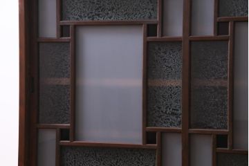 ラフジュ工房オリジナル　大正期　古建具リメイク　当時もの色ガラスがアクセントの戸棚(収納棚、サイドボード)