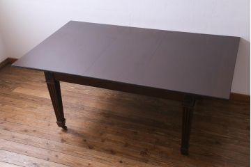 アンティーク家具　フランスアンティーク　マホガニー無垢材　直線的な装飾のエクステンションテーブル(ダイニングテーブル)