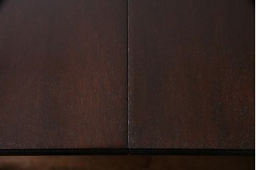 アンティーク家具　フランスアンティーク　マホガニー無垢材　直線的な装飾のエクステンションテーブル(ダイニングテーブル)