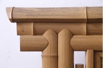 中古　竹細工　鶴・松彫刻　網代編み　立体的な意匠が存在感を放つ衝立(間仕切り、パーテーション)(定価約50万円)(R-035027 )