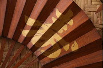 中古　竹細工　鶴・松彫刻　網代編み　立体的な意匠が存在感を放つ衝立(間仕切り、パーテーション)(定価約50万円)(R-035027 )