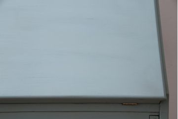 ペイント家具　中古　イタリア　淡い色合いが優しく上品な印象与えるライティングビューロー(デスク、在宅ワーク、在宅用チェスト)