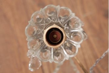 フランスアンティーク　3段になった装飾が豪華なガラスドロップシャンデリア(4灯、天井照明、吊り下げ照明)(R-035030)