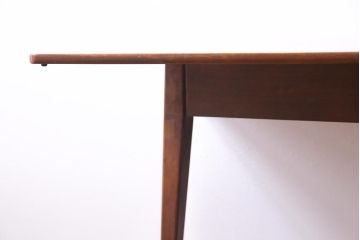 ビンテージ　北欧家具　チーク材　スタイリッシュなデザインが魅力的なバタフライテーブル(ダイニングテーブル、エクステンションテーブル)