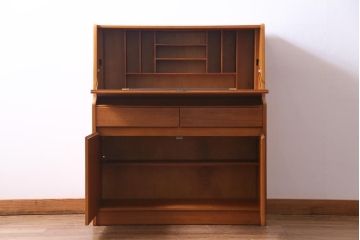 ヴィンテージ家具　北欧ビンテージ　Remploy　ノートパソコンでの作業に便利なライティングビューロー(デスク、在宅ワーク、在宅用簿記机)