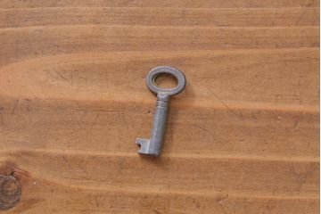 ヴィンテージ家具　北欧ビンテージ　Remploy　ノートパソコンでの作業に便利なライティングビューロー(デスク、在宅ワーク、在宅用簿記机)