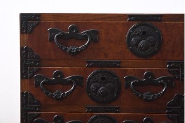 中古　伝統工芸　岩谷堂箪笥　No.29　桐紋金具　極小タンス(小箪笥、桐箪笥、桐たんす)(定価約25万円)