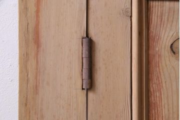 フランスアンティーク　素朴で温かな風合いの枠付き木製ドア(ディスプレイ、扉)