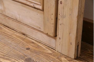 フランスアンティーク　素朴で温かな風合いの枠付き木製ドア(ディスプレイ、扉)