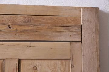 フランスアンティーク　素朴で温かな風合いの枠付き木製ドア(ディスプレイ、扉)