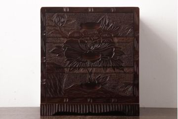 中古　伝統工芸　日光彫り　牡丹・菖蒲　星打ちの意匠が素敵な小引き出し(小物収納)