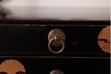 アンティーク家具　古民具　漆塗り　細部までこだわりが見える品の良い文箱付き小引き出し(裁縫箱)