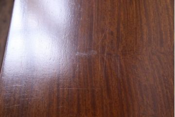 中古　工芸品　バンダジ(バンダチ)風　風流な模様が目を引く寄木細工のようなタンス(チェスト、箪笥)