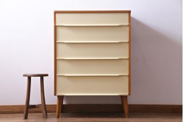 北欧ビンテージ　ペイント家具　チーク材　レトロな雰囲気が可愛らしいチェスト(引き出し)