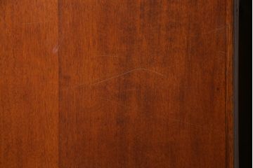 中古　イタリア家具　マホガニー材　リメイクを施した高級感漂うキャビネット(飾り棚)