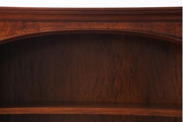 中古　イタリア家具　マホガニー材　リメイクを施した高級感漂うキャビネット(飾り棚)