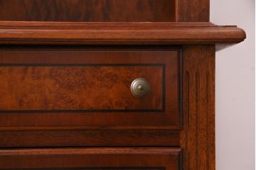 中古　イタリア家具　マホガニー材　リメイクを施した高級感漂うキャビネット(飾り棚)