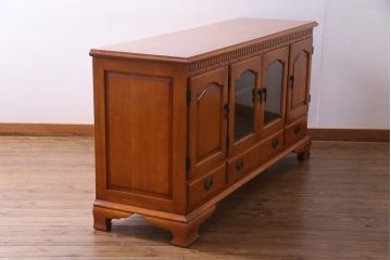 中古　横浜クラシック家具　ダニエル(Daniel)　アーリーアメリカン　A-206　サイドボード(リビングボード、収納棚)(定価約64万円)