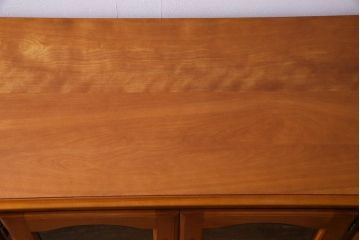 中古　横浜クラシック家具　ダニエル(Daniel)　アーリーアメリカン　A-206　サイドボード(リビングボード、収納棚)(定価約64万円)