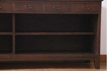 ラフジュ工房オリジナル　当店オリジナルガラス入り　味わい深い建具の脚付きテレビボード(リビングボード、サイドボード、戸棚)