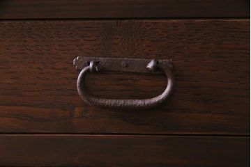 ラフジュ工房オリジナル　当店オリジナルガラス入り　味わい深い建具の脚付きテレビボード(リビングボード、サイドボード、戸棚)