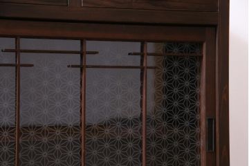 ラフジュ工房オリジナル　当店オリジナルガラス入り　味わい深い建具の脚付きテレビボード(リビングボード、サイドボード、戸棚)