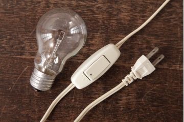 北欧ビンテージ　デンマーク　Desiree(デジレ)窯　シックな色合いのセラミック製テーブルランプ(卓上照明、スタンドライト)